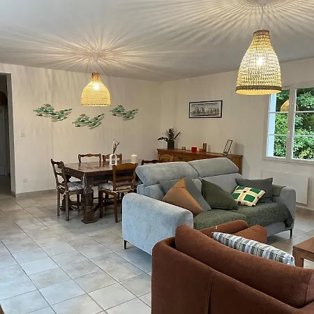 Les Mesanges 8 Personnes Proche Des Plages Villa