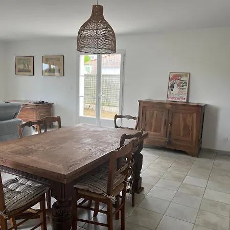 Les Mesanges 8 Personnes Proche Des Plages *